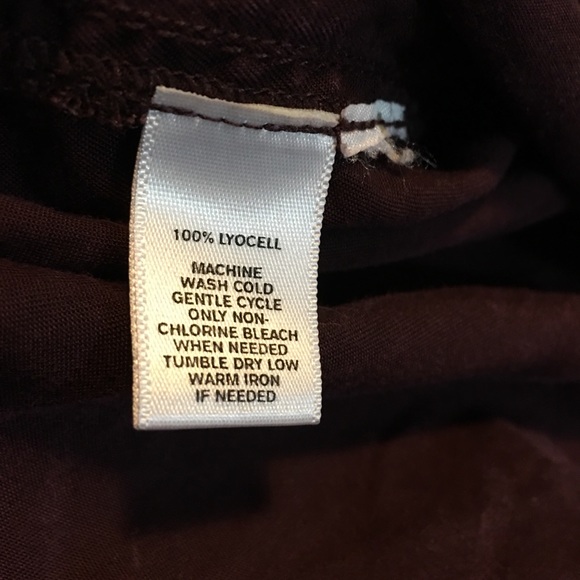 Lou & Gray Burgundy Roll Tab Sleeve Henley Top - Picture 7 of 7